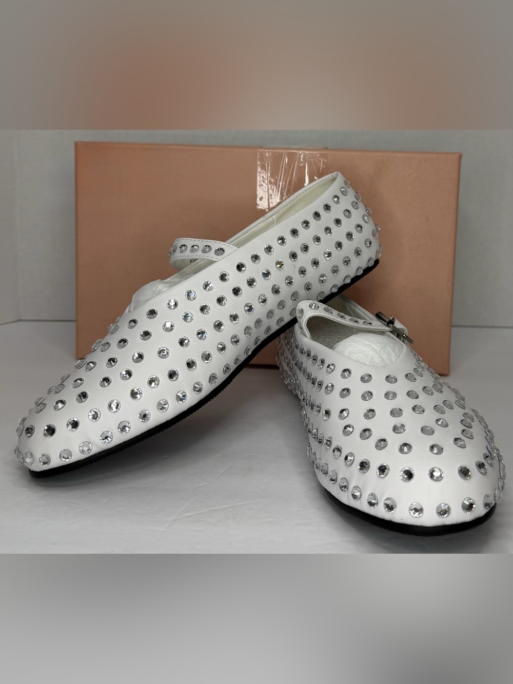 ARQA White Studded Rhinestone Mary Jane Flats Dress Shoes 8.5 NIB